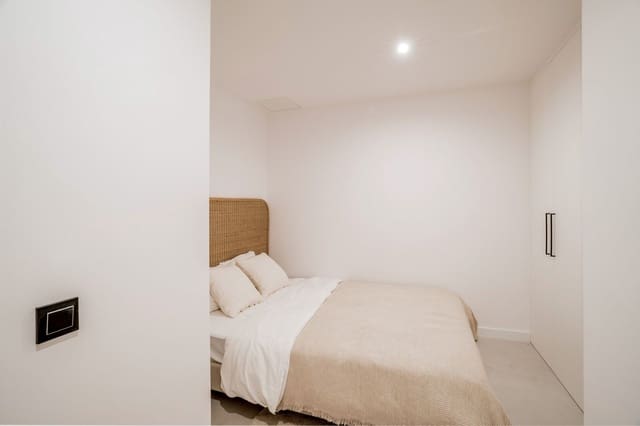 Apartamento de 3 habitaciones en La Quinta, Benahavís en venta - 649.000 € (Ref: 9468375)