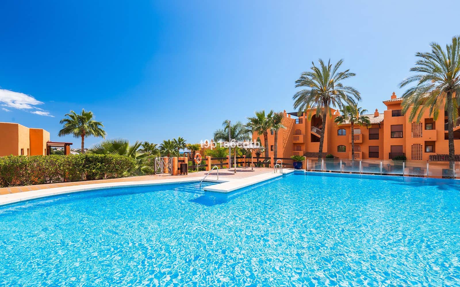 3 slaapkamer Appartement te koop in Benahavis - € 499.000 (Ref: 9468379)