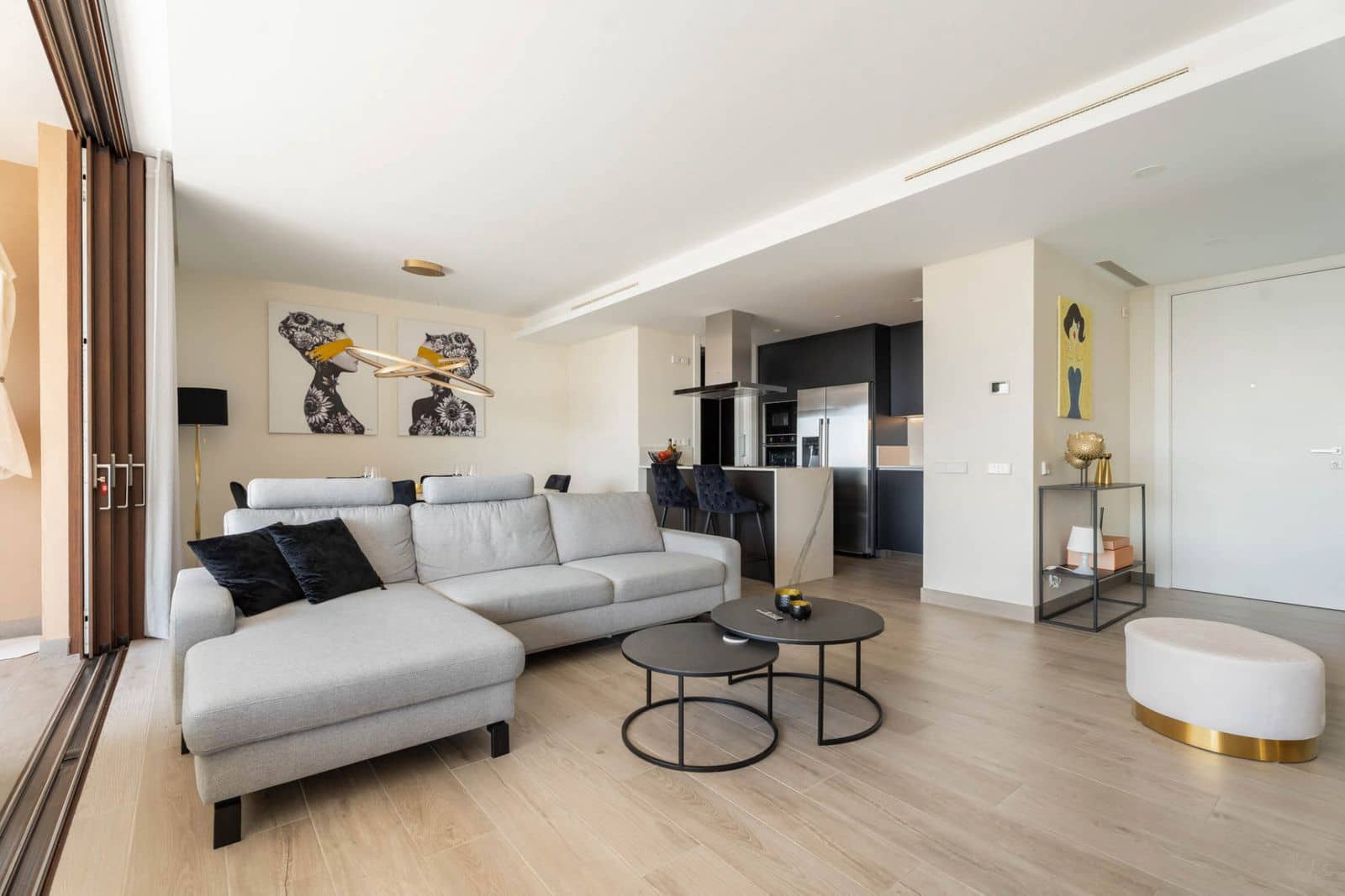 2 quarto Apartamento para venda em Benahavis - 850 000 € (Ref: 9468389)