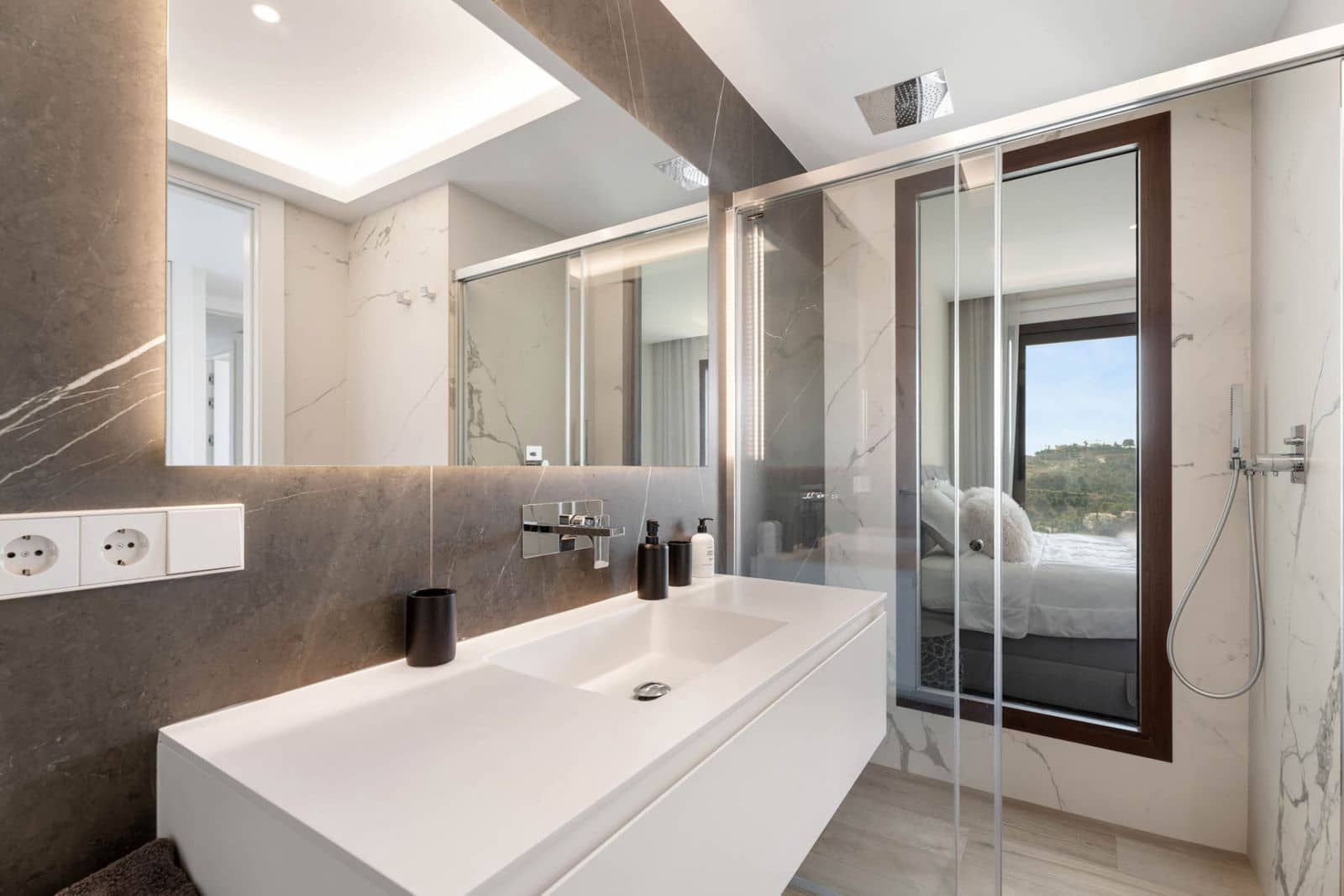 2 quarto Apartamento para venda em Benahavis - 850 000 € (Ref: 9468389)