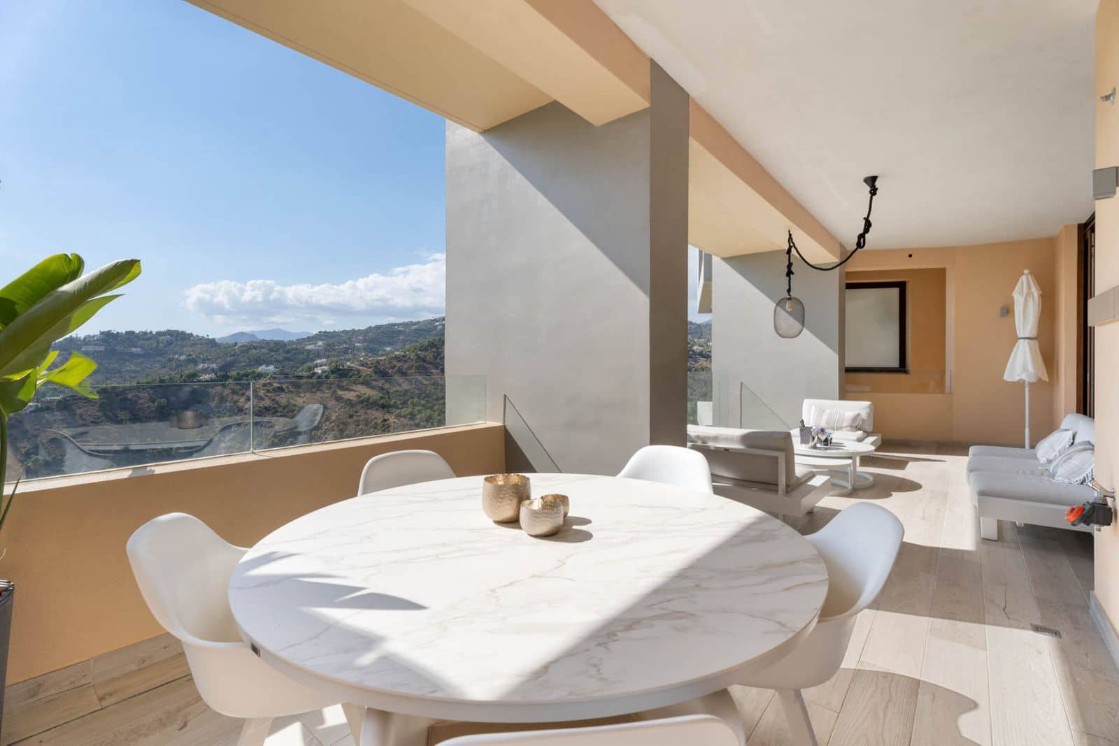 2 quarto Apartamento para venda em Benahavis - 850 000 € (Ref: 9468389)