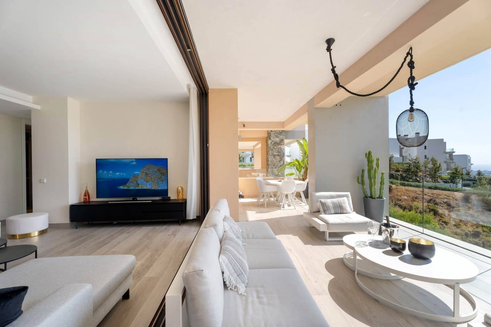 2 quarto Apartamento para venda em Benahavis - 850 000 € (Ref: 9468389)