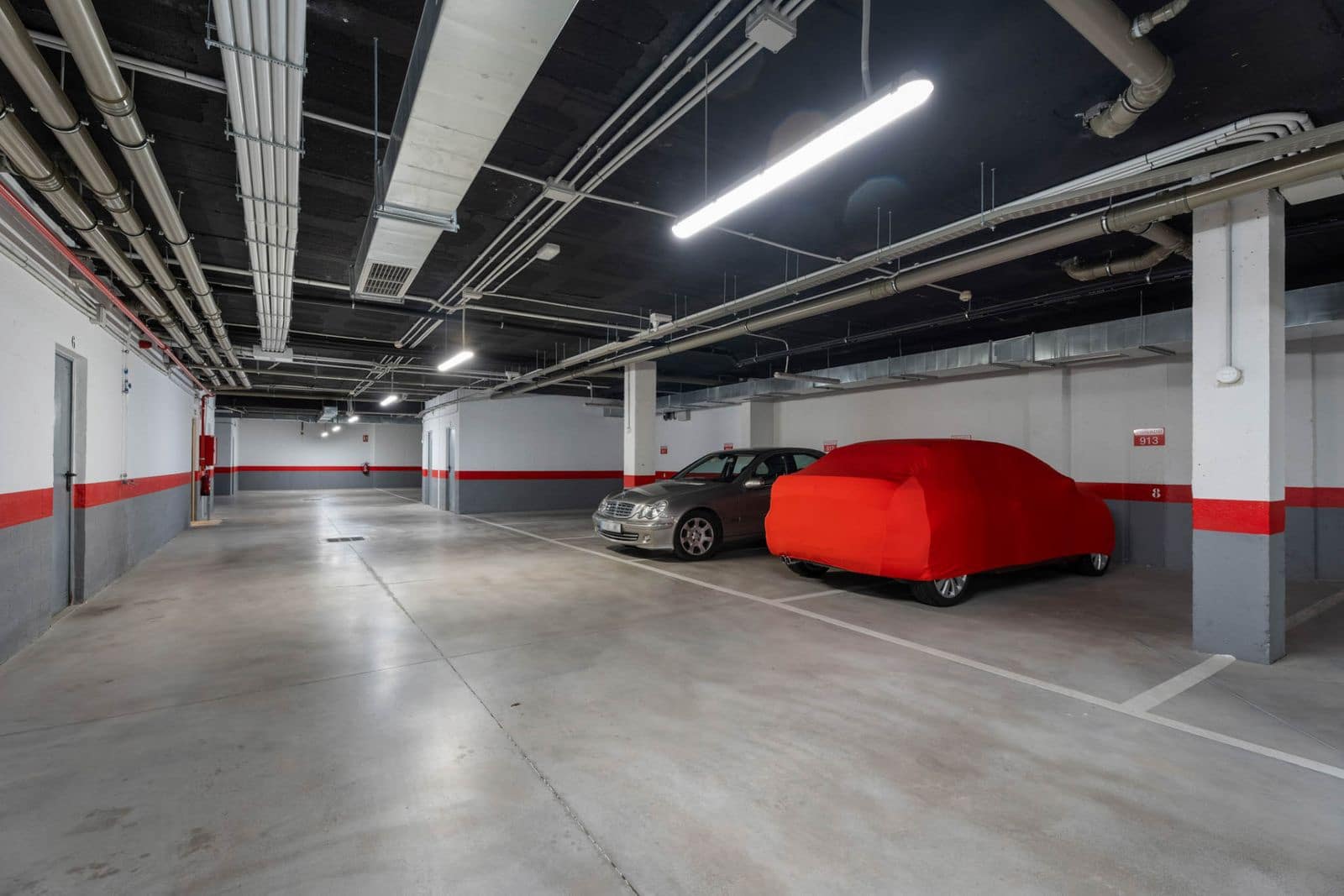 2 quarto Apartamento para venda em Benahavis - 850 000 € (Ref: 9468389)