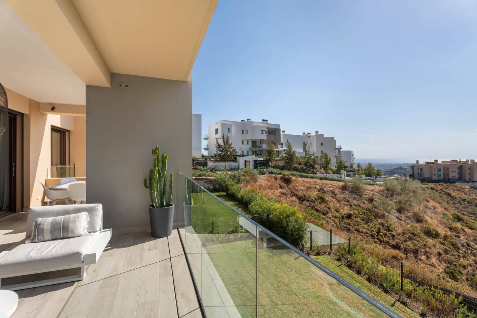 2 quarto Apartamento para venda em Benahavis - 850 000 € (Ref: 9468389)