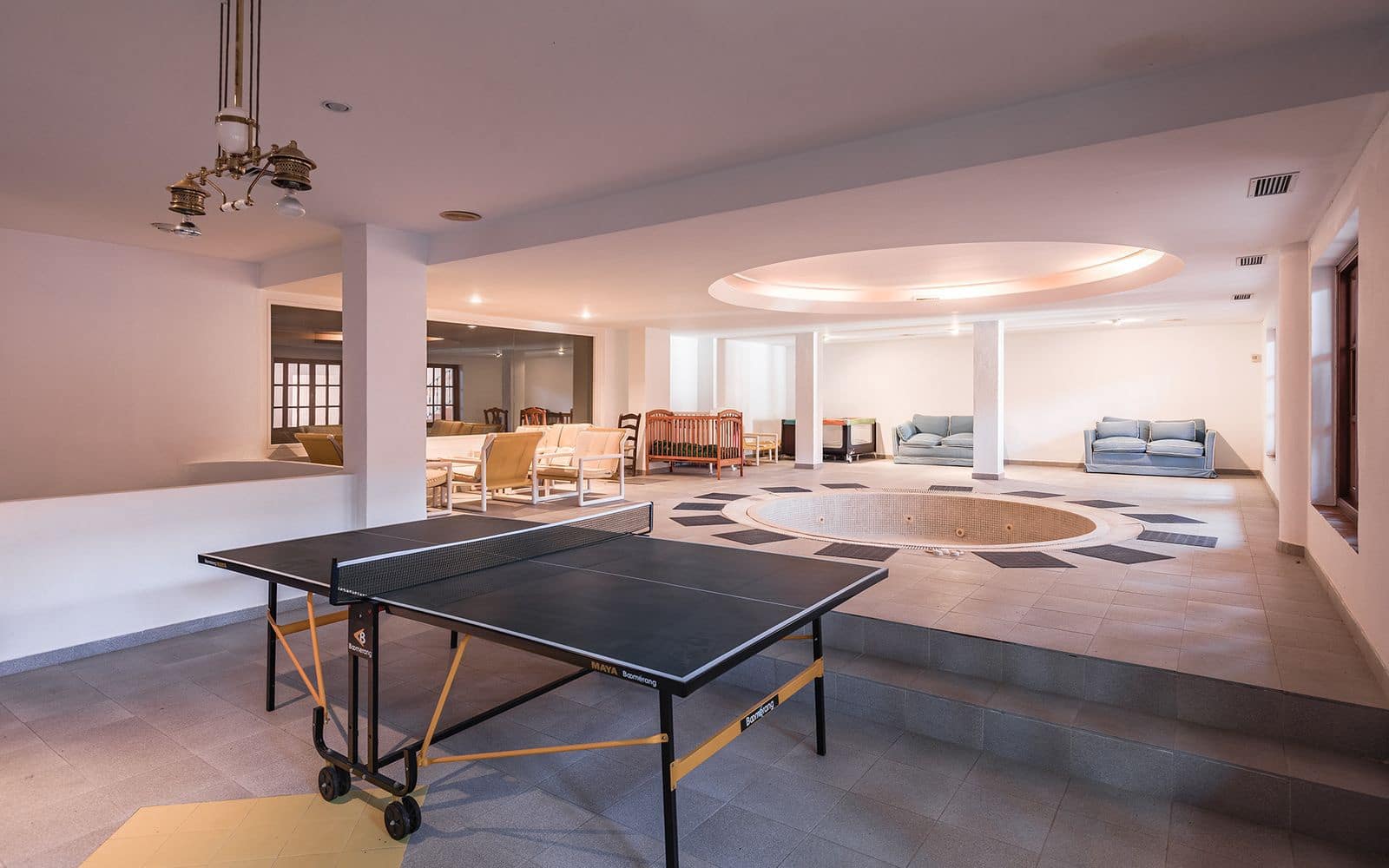 20 bedroom Villa for sale in Golden Mile - € 21,000,000 (Ref: 9468390)