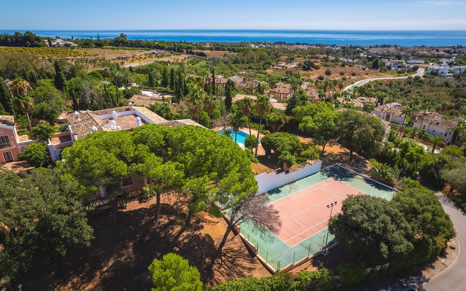 20 bedroom Villa for sale in Golden Mile - € 21,000,000 (Ref: 9468390)