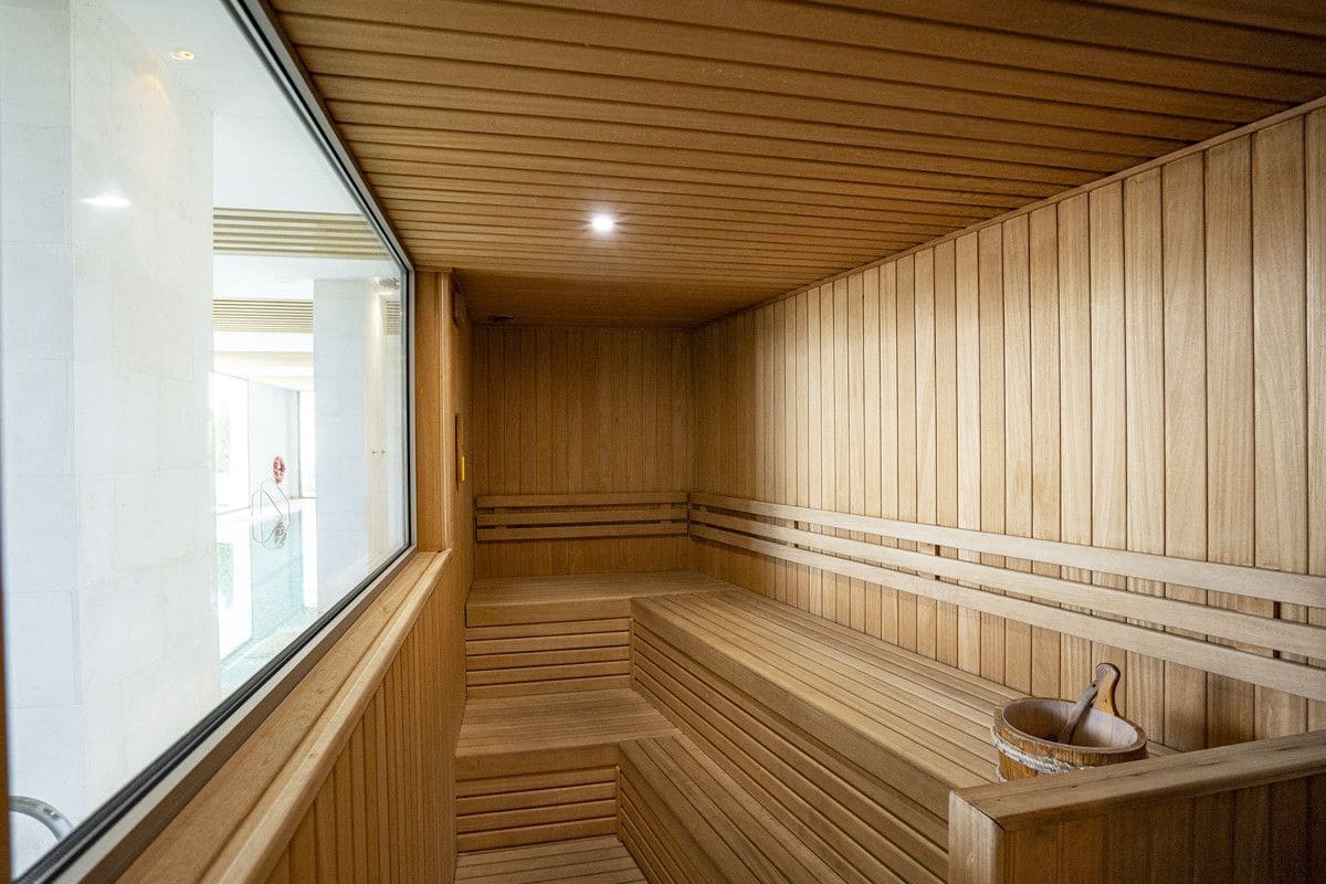 Apartamento de 2 habitaciones en Benahavís en venta - 1.695.000 € (Ref: 9468391)