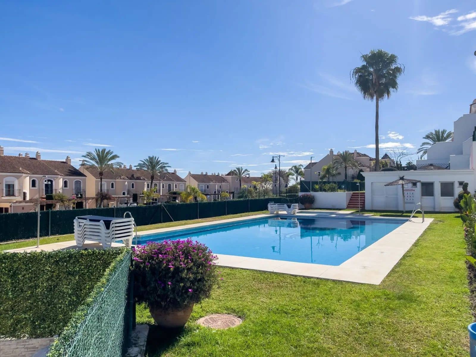 3 soverom Hus til salgs i El Paraiso - € 625 000 (Ref: 9468394)