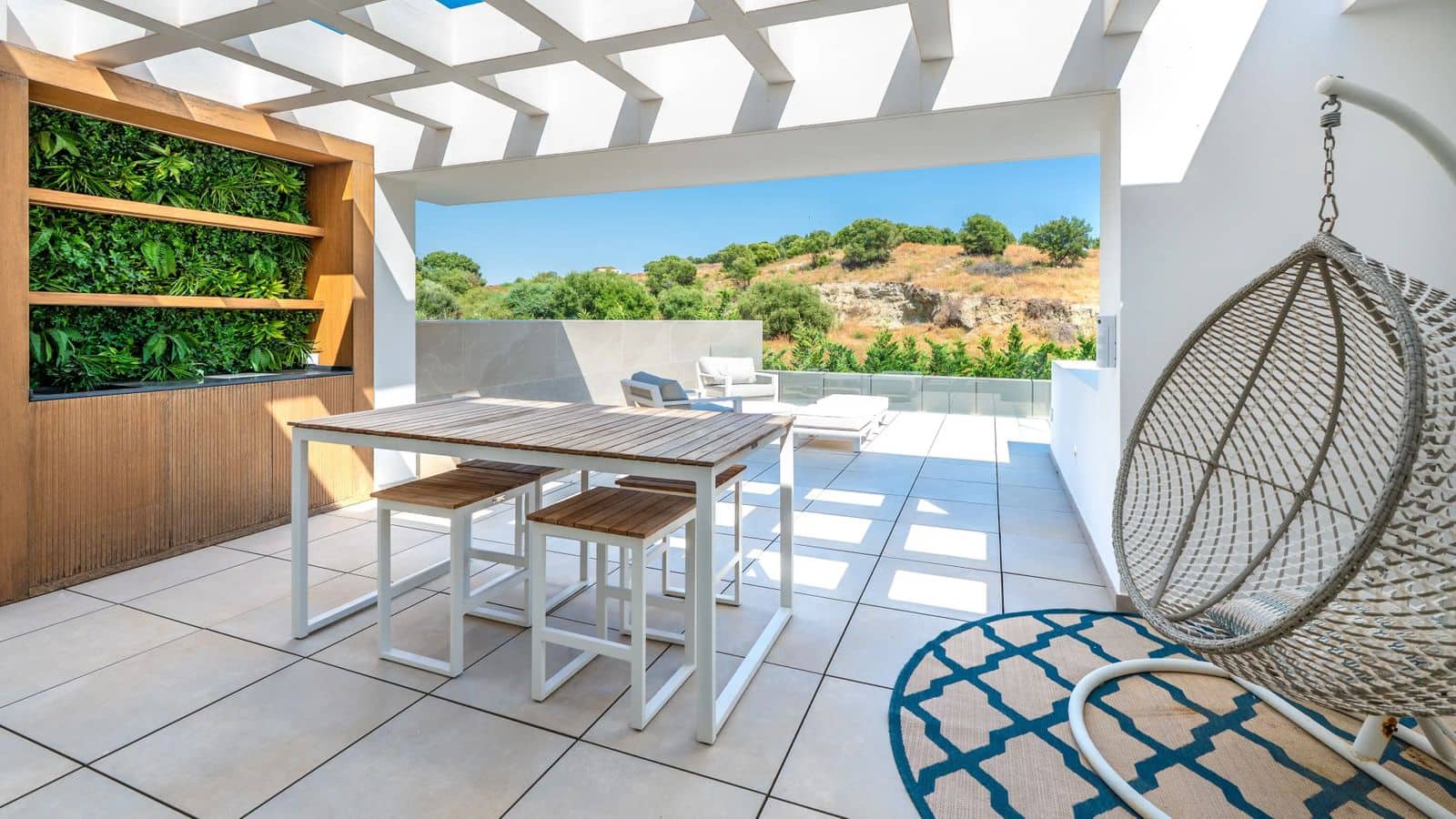 5 bedroom Villa for sale in El Paraiso - € 2,595,000 (Ref: 9468398)