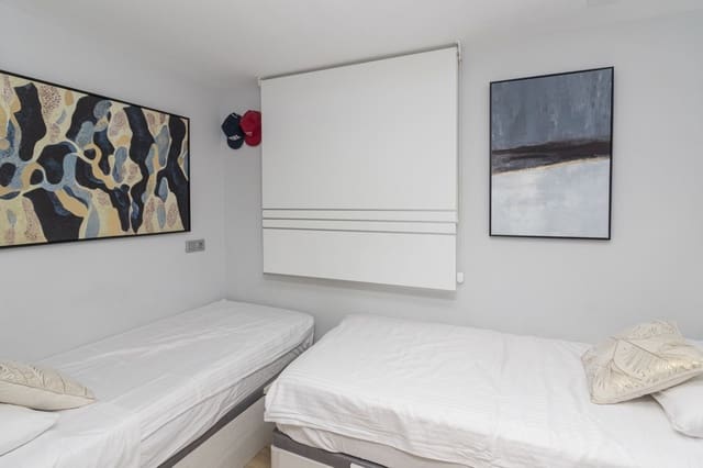 2 chambre Appartement à vendre à Calahonda, Mijas - 329 000 € (Ref: 9468400)