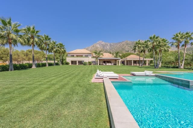 9 slaapkamer Villa te koop in Sierra Blanca, Marbella - € 14.995.000 (Ref: 9468401)