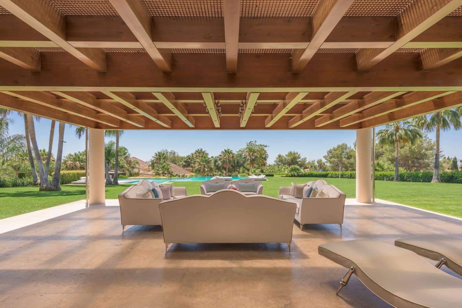 9 slaapkamer Villa te koop in Golden Mile - € 14.995.000 (Ref: 9468401)