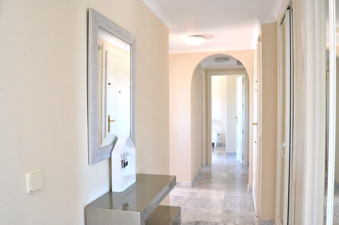 2 chambre Penthouse à vendre à Nueva Andalucia - 525 000 € (Ref: 9468405)