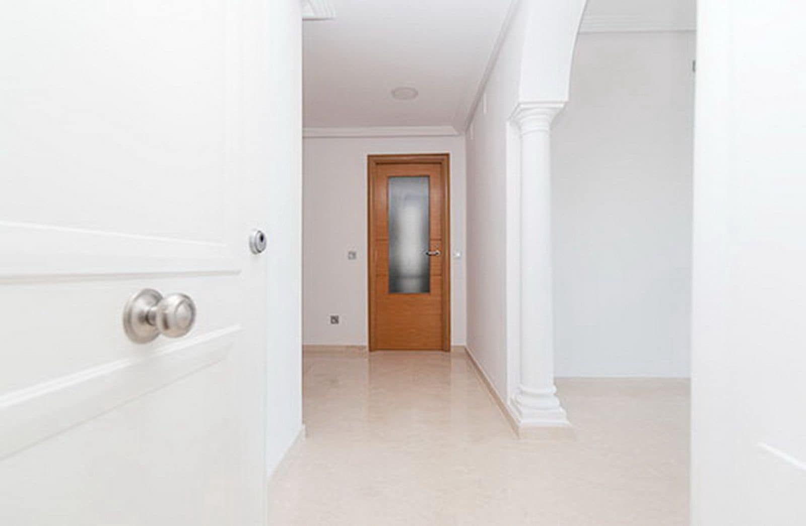 3 sypialnia Penthouse na sprzedaż w Manilva - 327 800 € (Ref: 9468407)