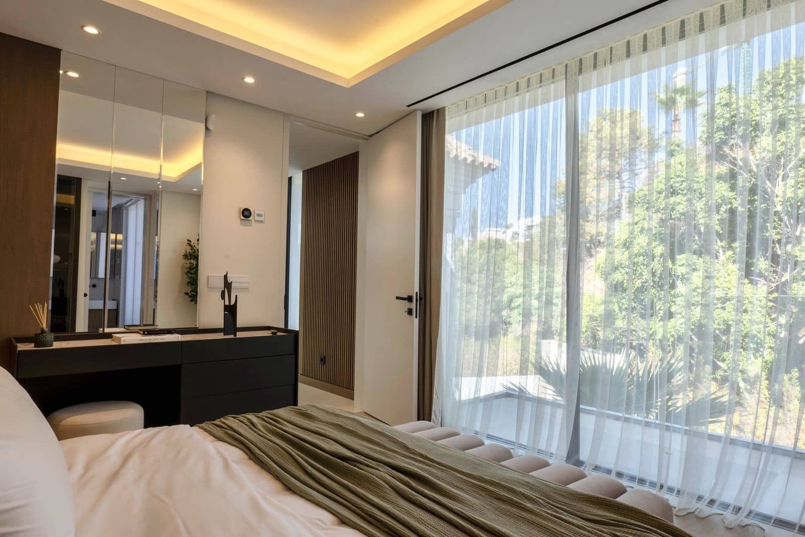 7 quarto Moradia para venda em Benahavis - 14 500 000 € (Ref: 9468410)