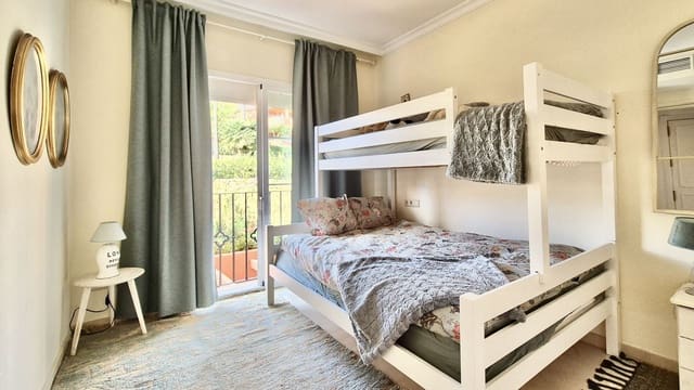 2 sypialnia Apartament na sprzedaż w Nueva Andalucia, Marbella - 695 000 € (Ref: 9468413)