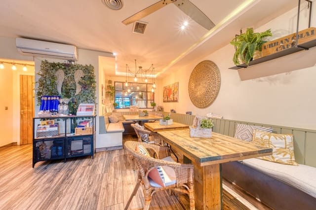 Bar/Restaurante en San Pedro de Alcantara, Marbella en venta - 525.000 € (Ref: 9468534)