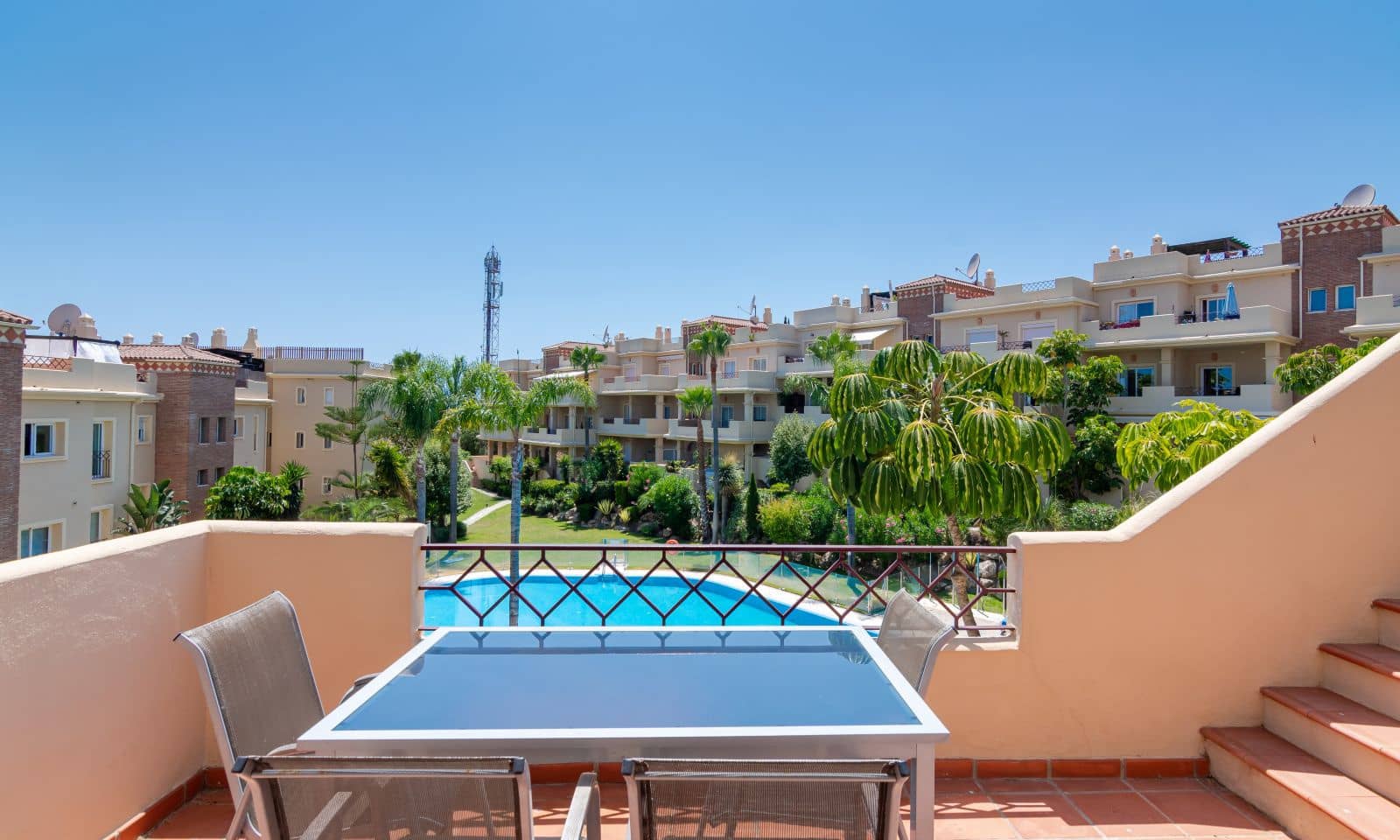 Ático de 3 habitaciones en Bel-Air en venta - 448.000 € (Ref: 9468535)