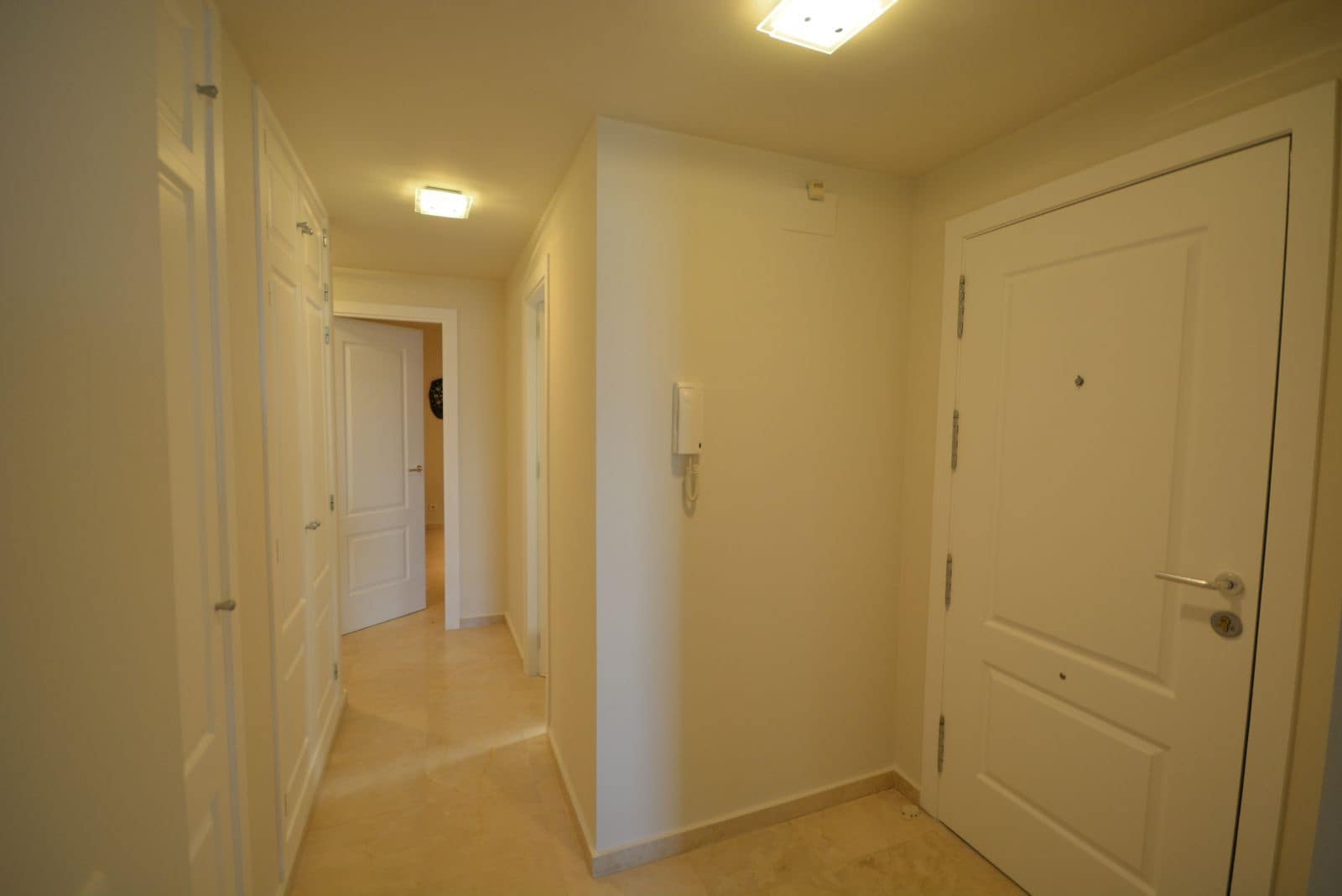 4 Zimmer Penthouse zu verkaufen in La Duquesa / Puerto de la Duquesa - 330.000 € (Ref: 9468536)