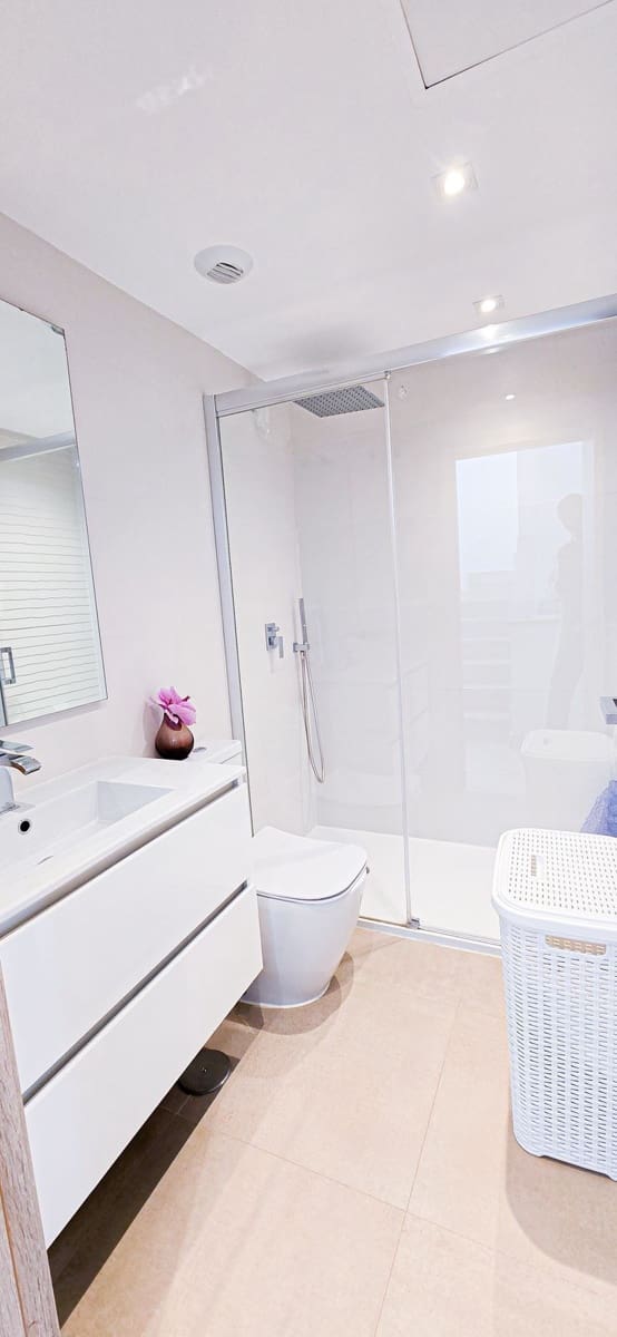 3 slaapkamer Halfvrijstaande villa te koop in La Cala Golf - € 680.000 (Ref: 9472815)