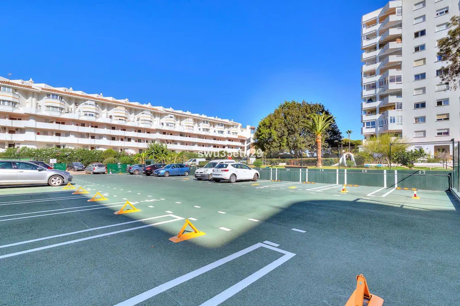 2 quarto Apartamento para venda em Calahonda - 490 000 € (Ref: 9472816)