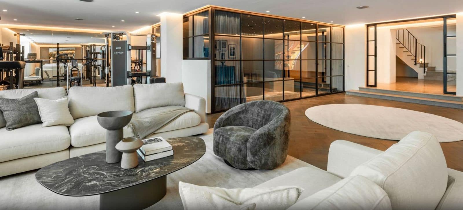 7 bedroom Villa for sale in Marbella - € 10,700,000 (Ref: 9472818)