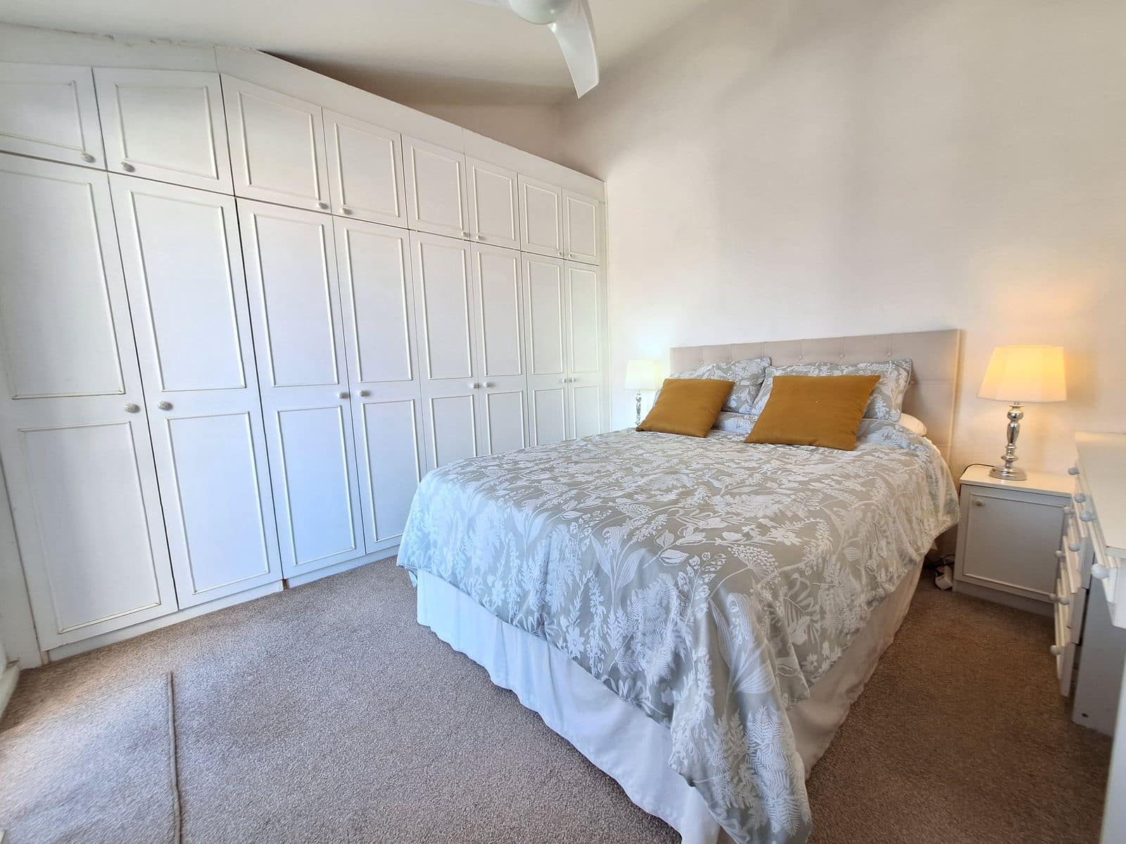 2 camera da letto Villetta Bifamiliare in vendita in Estepona - 310.000 € (Rif: 9472822)