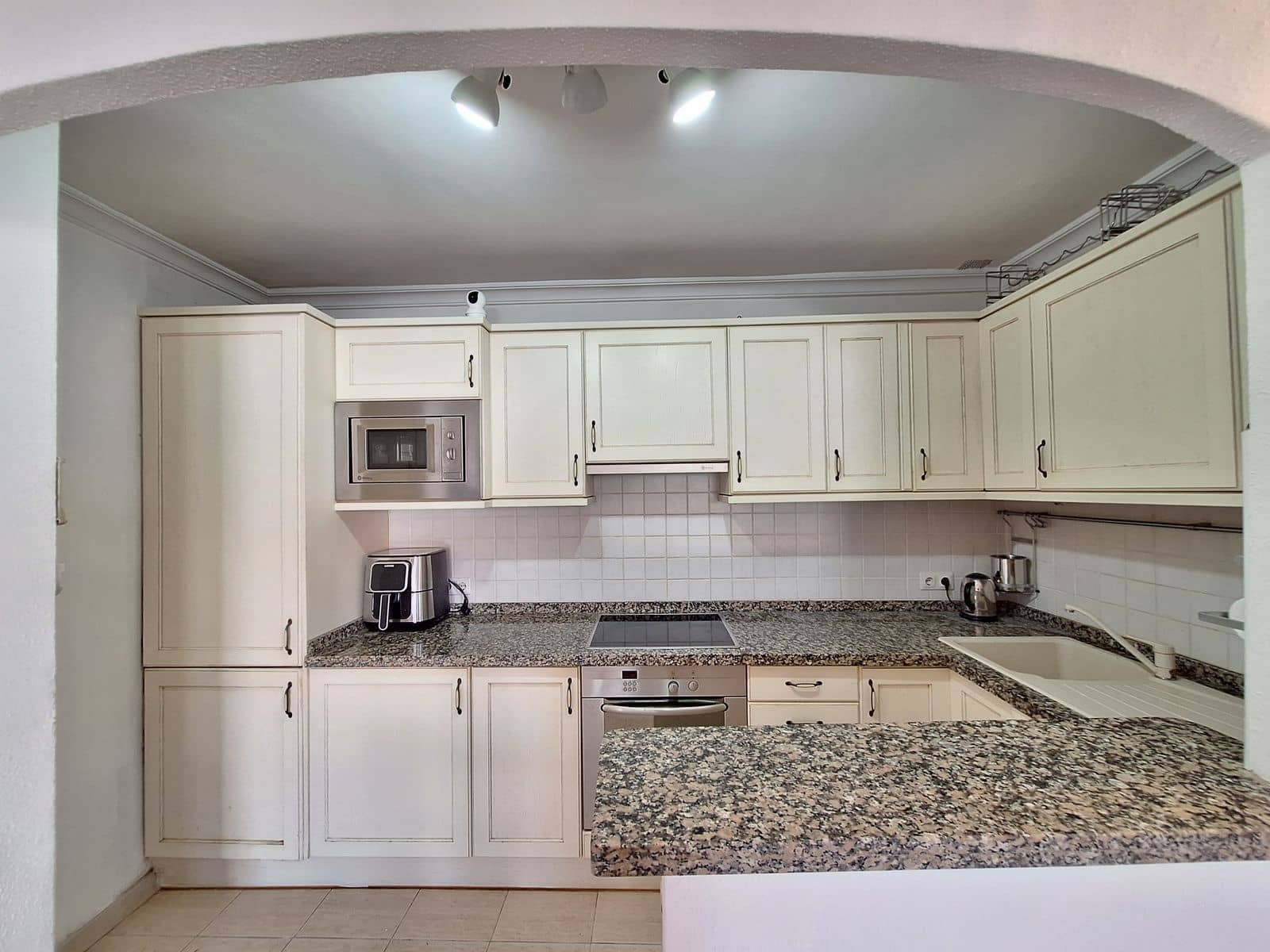 2 camera da letto Villetta Bifamiliare in vendita in Estepona - 310.000 € (Rif: 9472822)