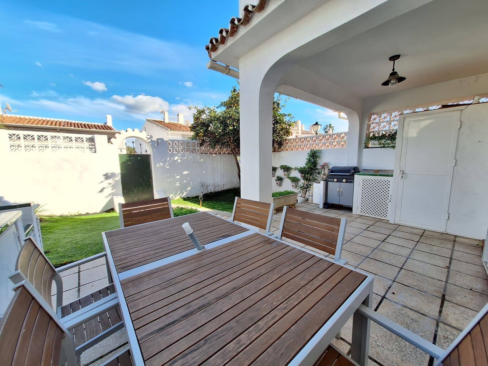 2 camera da letto Villetta Bifamiliare in vendita in Estepona - 310.000 € (Rif: 9472822)