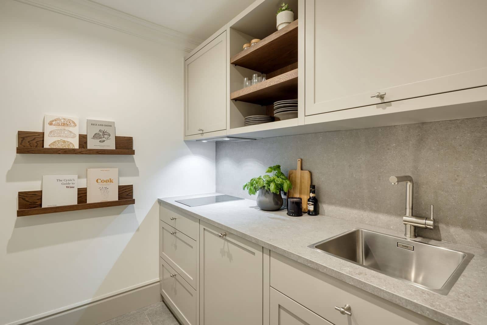 5 sypialnia Willa na sprzedaż w Benahavis - 8 000 000 € (Ref: 9472824)