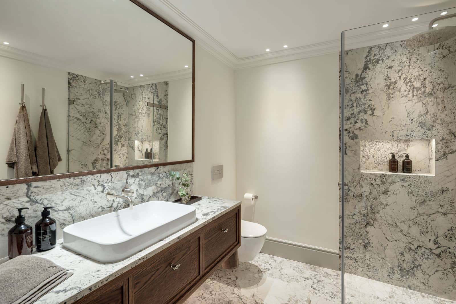 5 sypialnia Willa na sprzedaż w Benahavis - 8 000 000 € (Ref: 9472824)