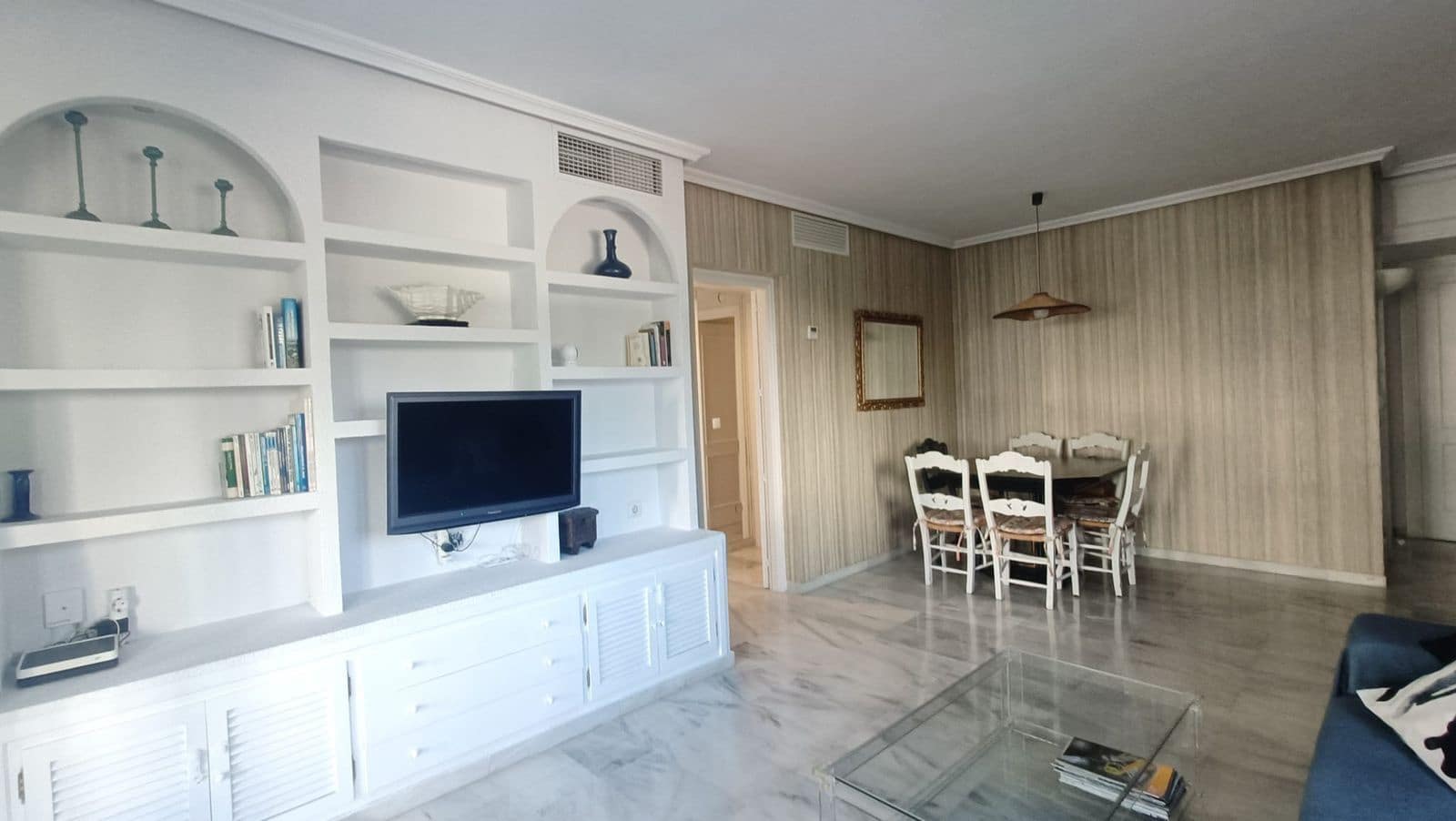 2 bedroom Apartment for sale in Puerto Banus - € 560,000 (Ref: 9472825)