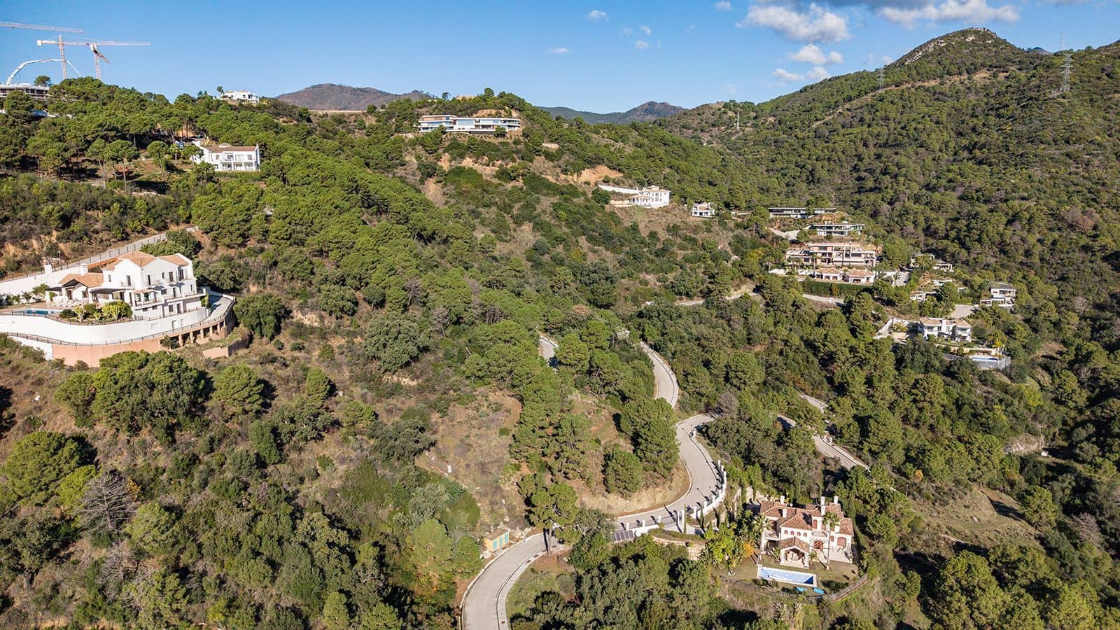 Tontti myytävänä paikassa Benahavis - 495 000 € (Ref: 9472827)