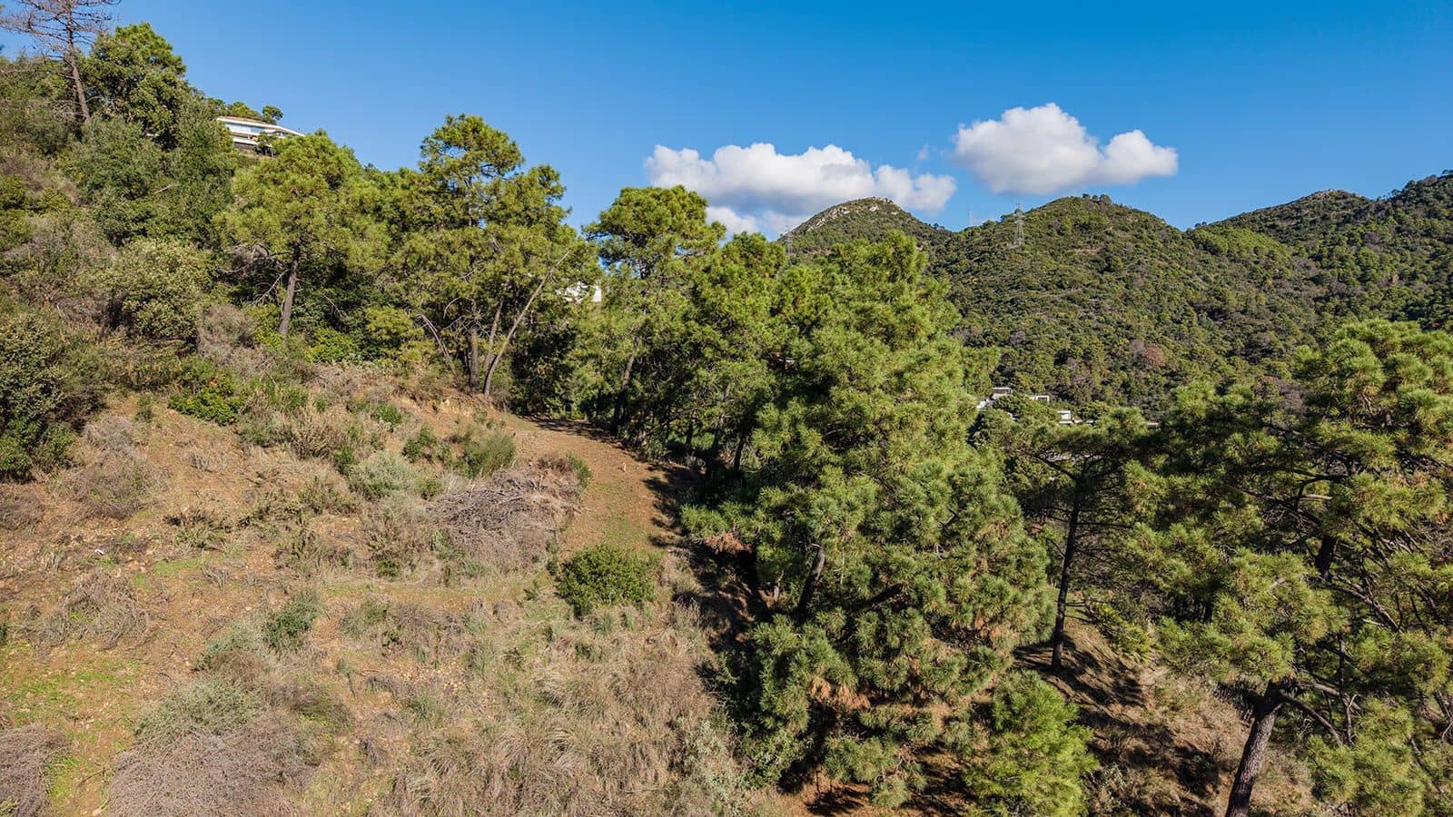 Tontti myytävänä paikassa Benahavis - 495 000 € (Ref: 9472827)