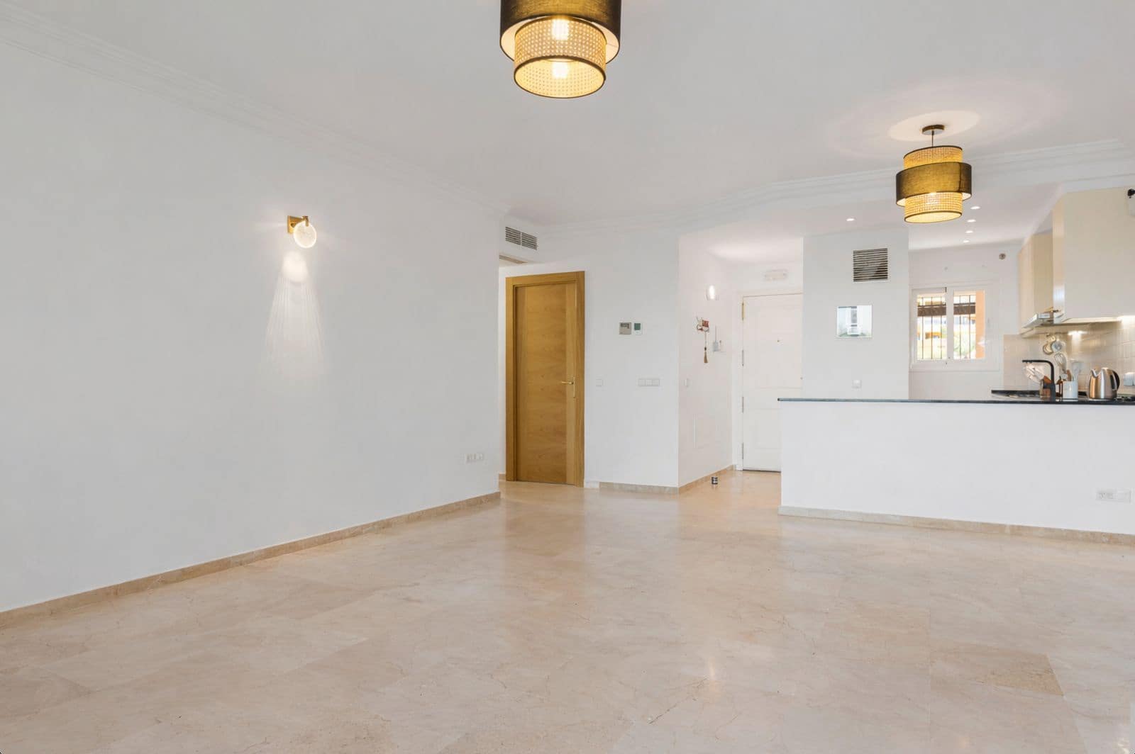 3 slaapkamer Appartement te koop in New Golden Mile - € 390.000 (Ref: 9472829)