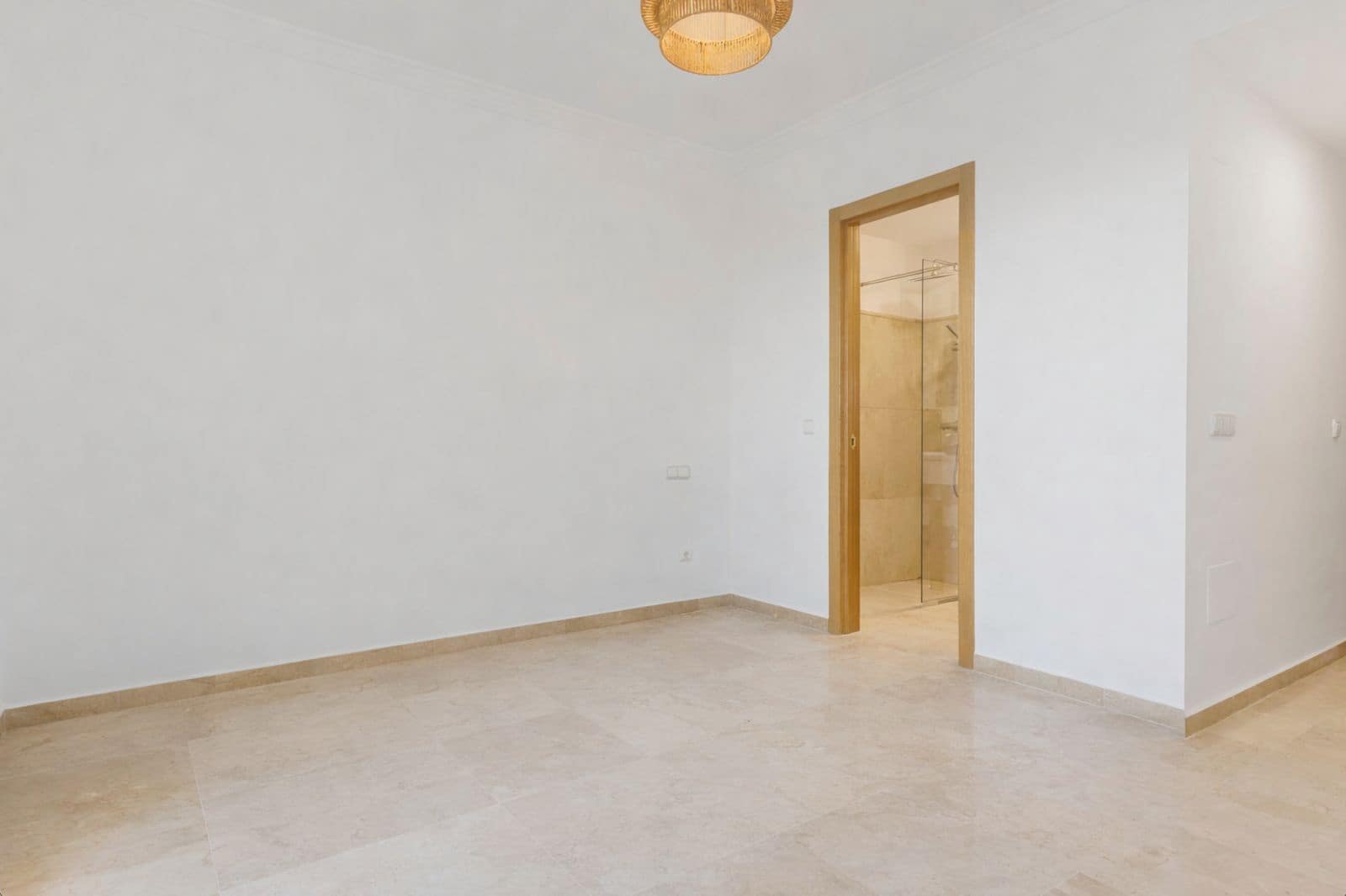 3 slaapkamer Appartement te koop in New Golden Mile - € 390.000 (Ref: 9472829)