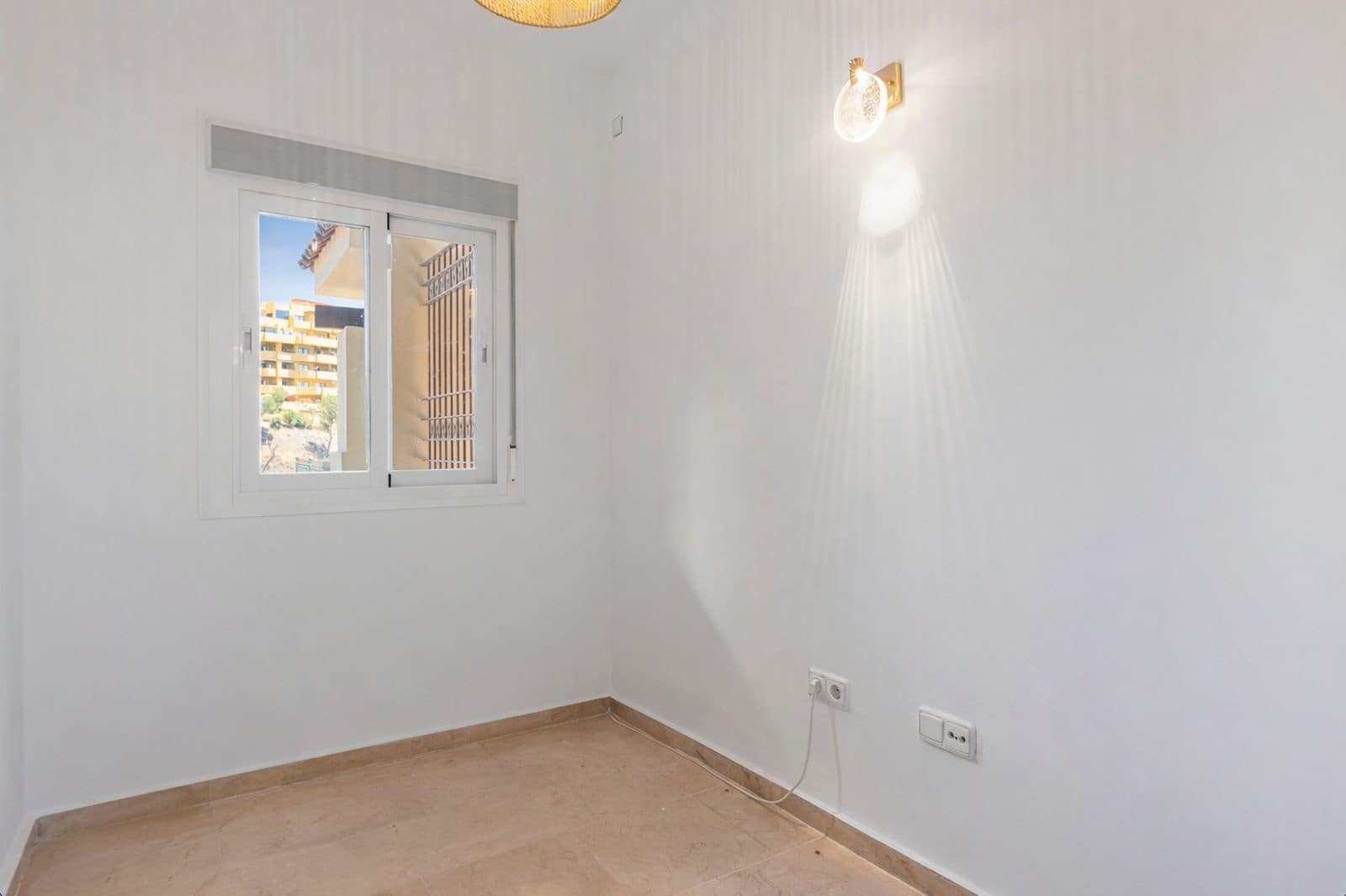 3 slaapkamer Appartement te koop in New Golden Mile - € 390.000 (Ref: 9472829)