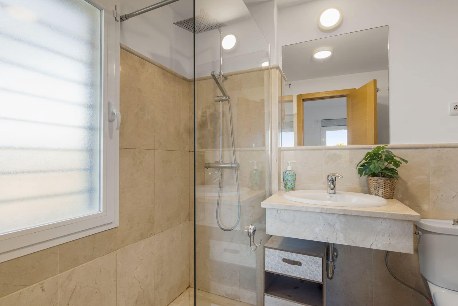 3 slaapkamer Appartement te koop in New Golden Mile - € 390.000 (Ref: 9472829)