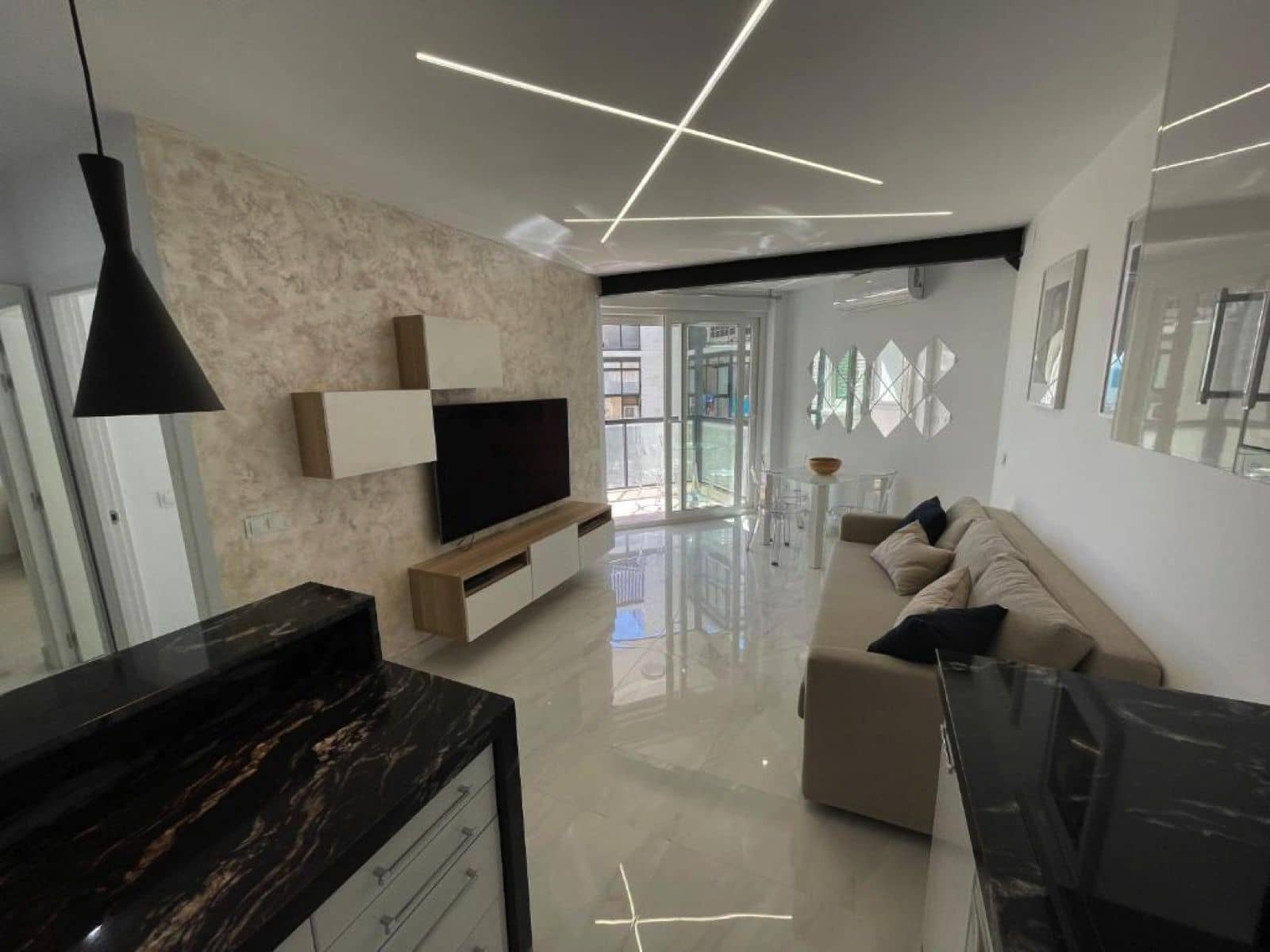 1 bedroom Apartment for sale in Marbella - € 486,000 (Ref: 9472831)