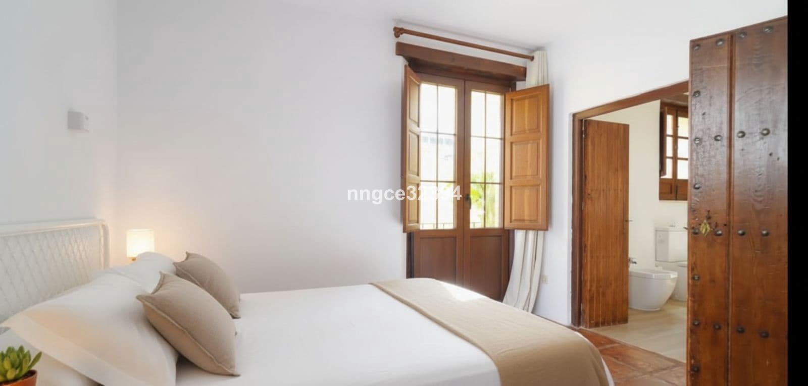 Chalet de 4 habitaciones en Benahavís en venta - 880.000 € (Ref: 9472833)