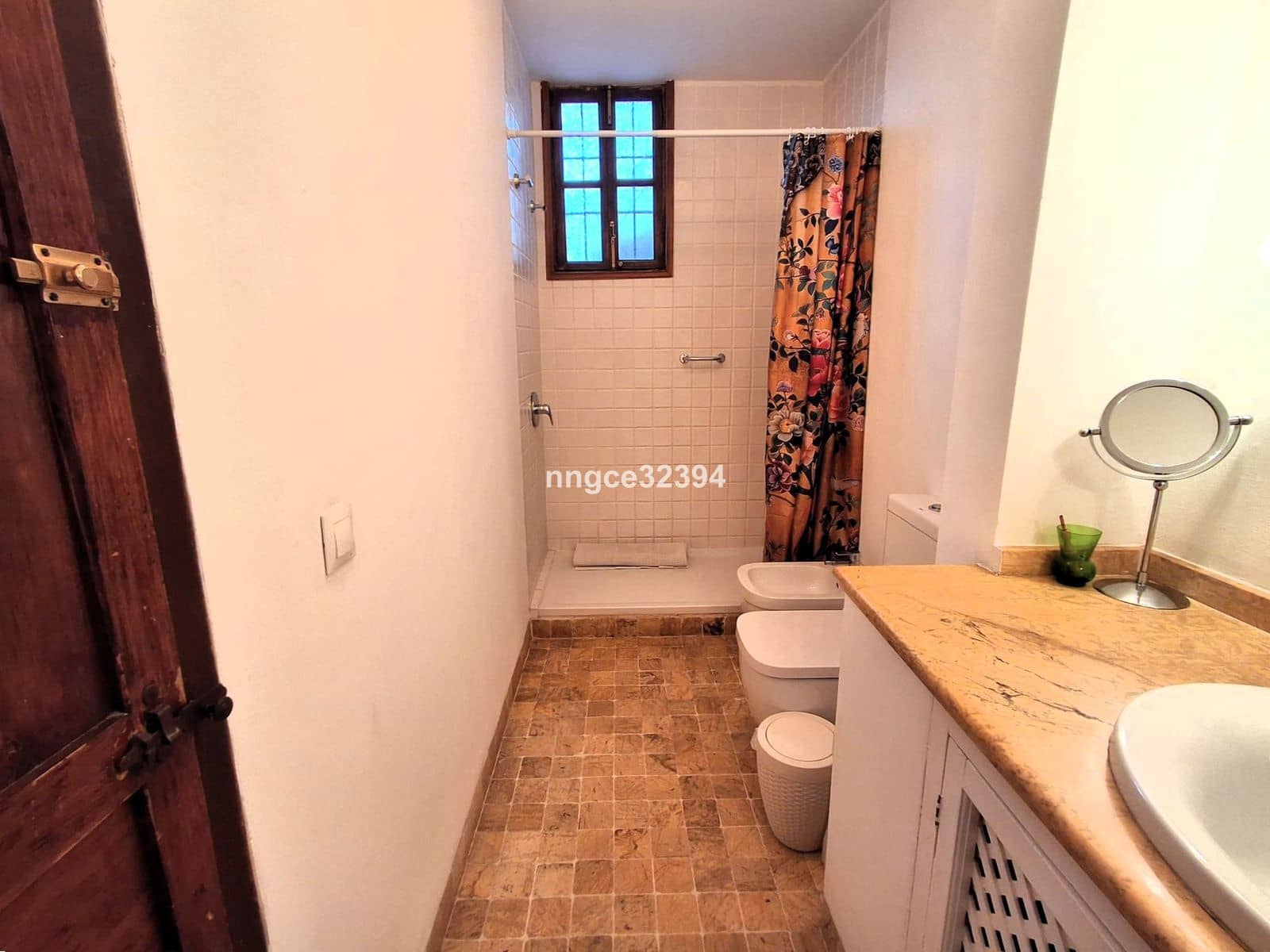 Chalet de 4 habitaciones en Benahavís en venta - 880.000 € (Ref: 9472833)