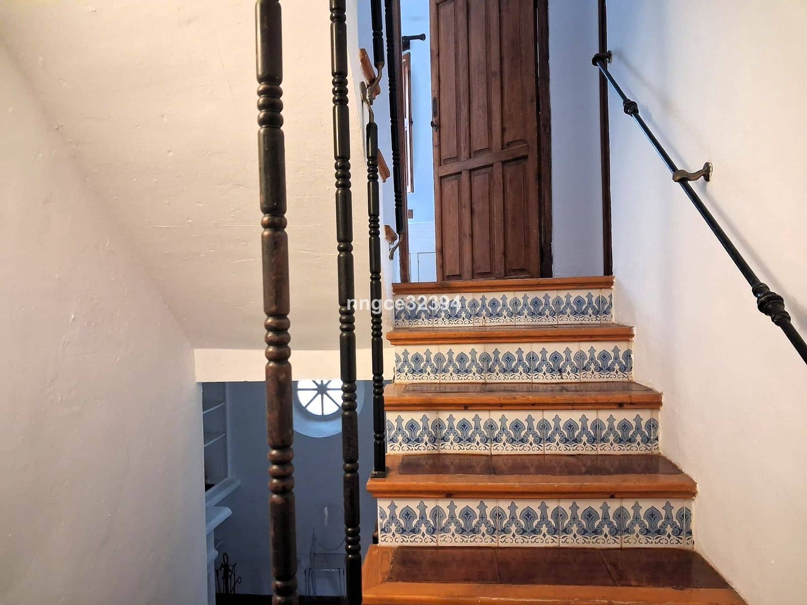 Chalet de 4 habitaciones en Benahavís en venta - 880.000 € (Ref: 9472833)