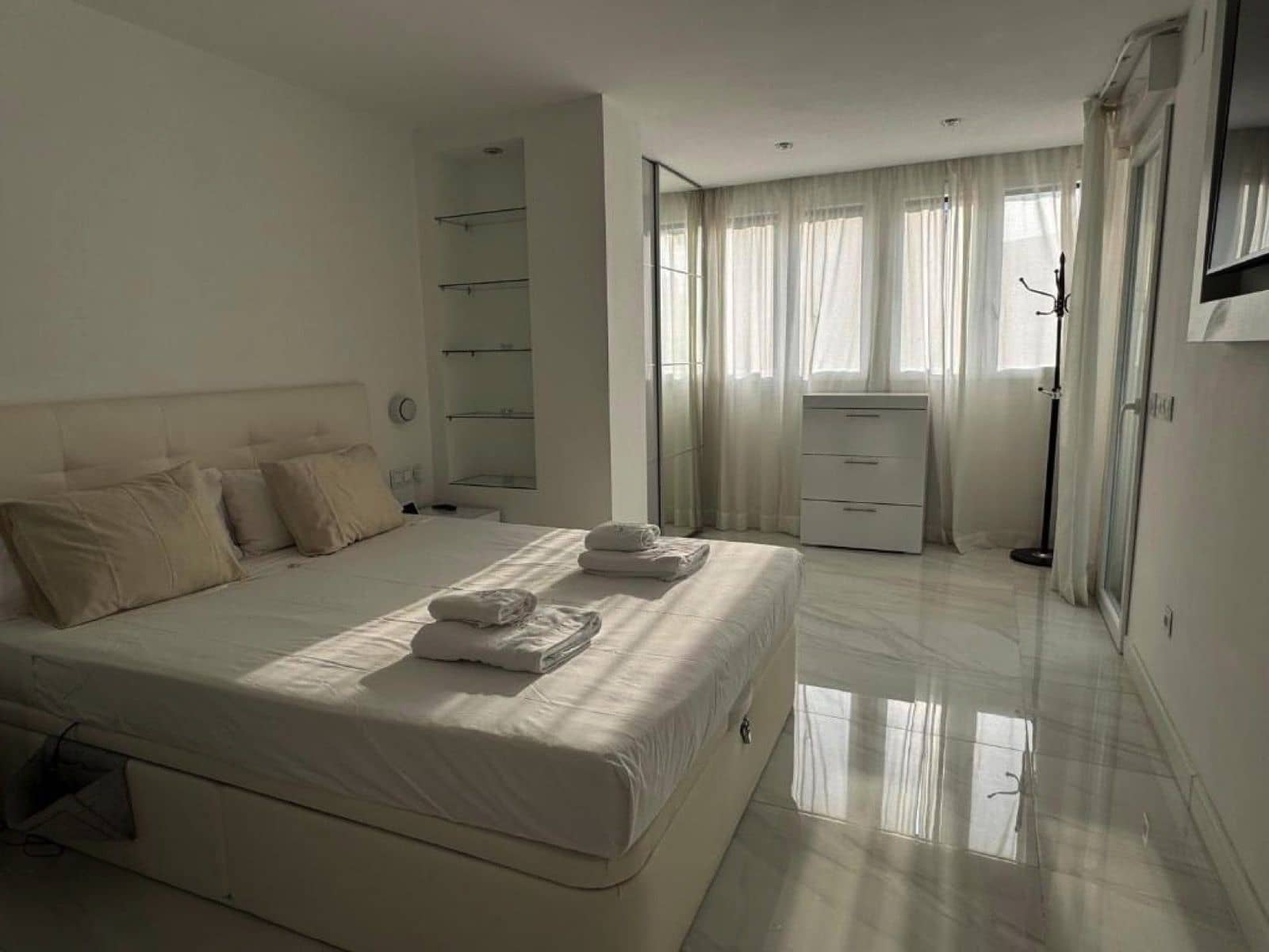 Apartamento de 2 habitaciones en Marbella en venta - 770.000 € (Ref: 9472834)