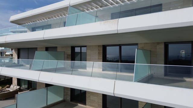 2 makuuhuone Huoneisto myytävänä paikassa Estepona - 795 000 € (Ref: 9472835)