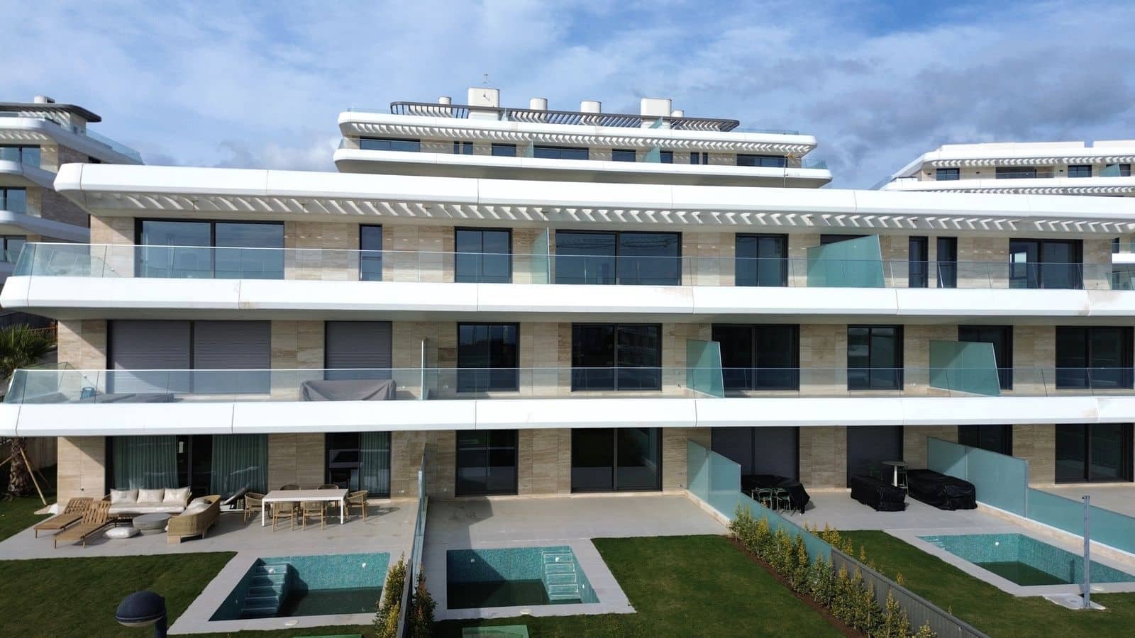 2 makuuhuone Huoneisto myytävänä paikassa Estepona - 795 000 € (Ref: 9472835)