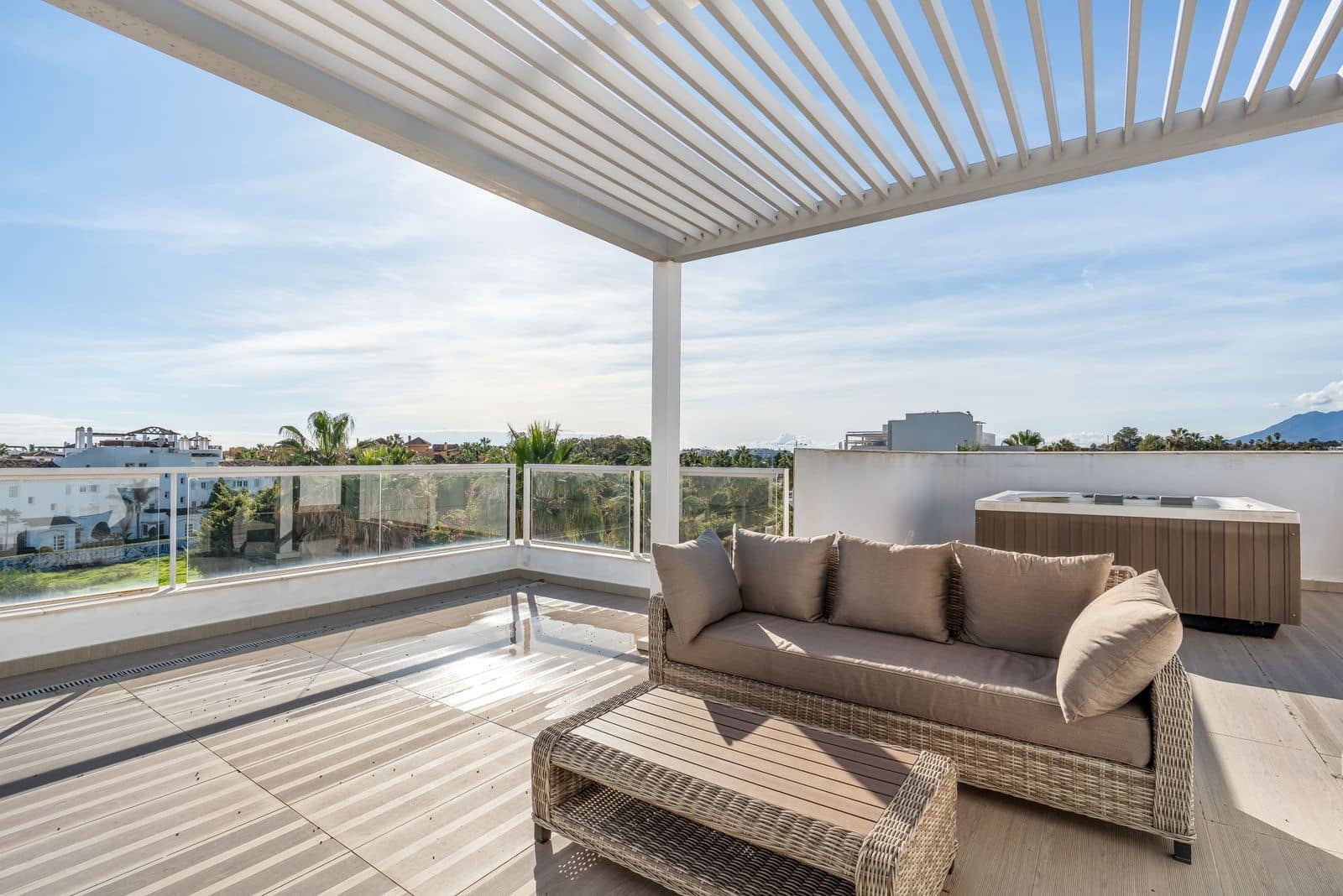 3 chambre Penthouse à vendre à San Pedro de Alcantara - 1 175 000 € (Ref: 9472836)