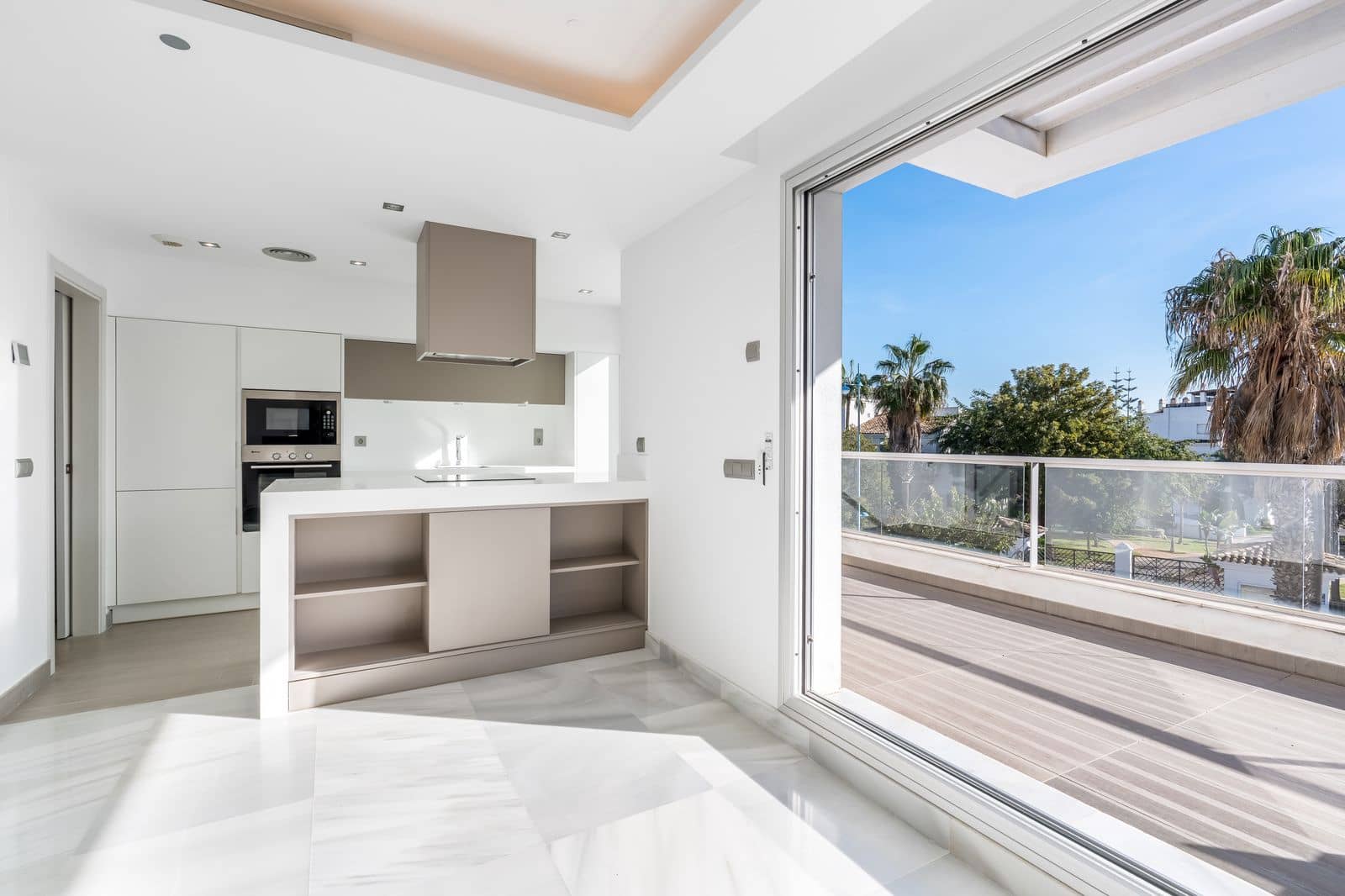 3 chambre Penthouse à vendre à San Pedro de Alcantara - 1 175 000 € (Ref: 9472836)