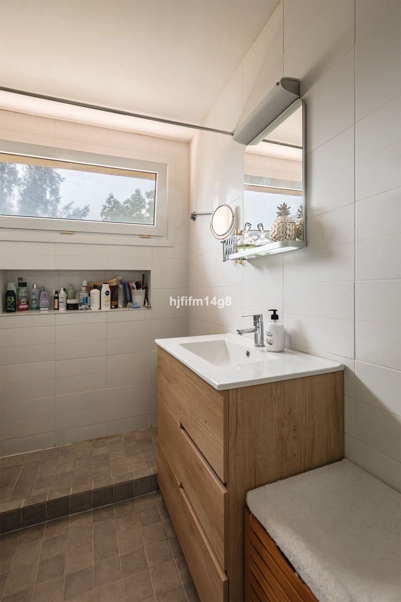 Apartamento de 1 habitación en Nueva Andalucia en venta - 295.000 € (Ref: 9472844)