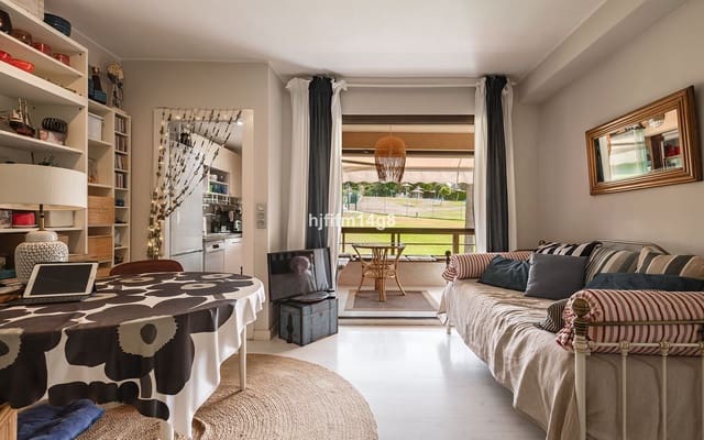 Apartamento de 1 habitación en Nueva Andalucia, Marbella en venta - 295.000 € (Ref: 9472844)