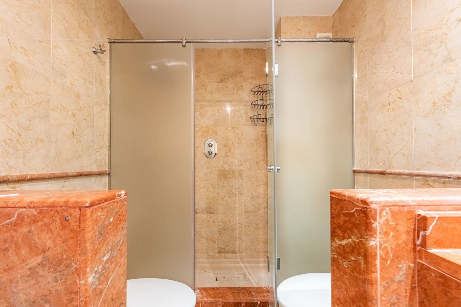 2 bedroom Apartment for sale in Estepona - € 438,000 (Ref: 9472845)